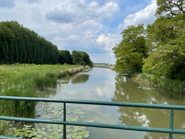 Domaine De La Bergerie Villa Zuid-Beijerland Luaran gambar